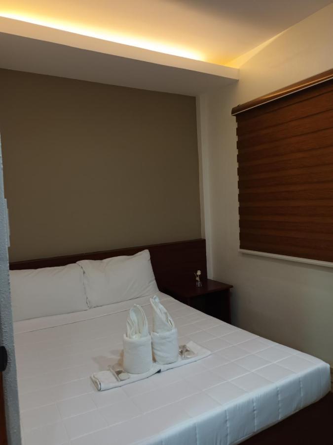 Villa Marilyn Resort And Hotel โกรอน ภายนอก รูปภาพ