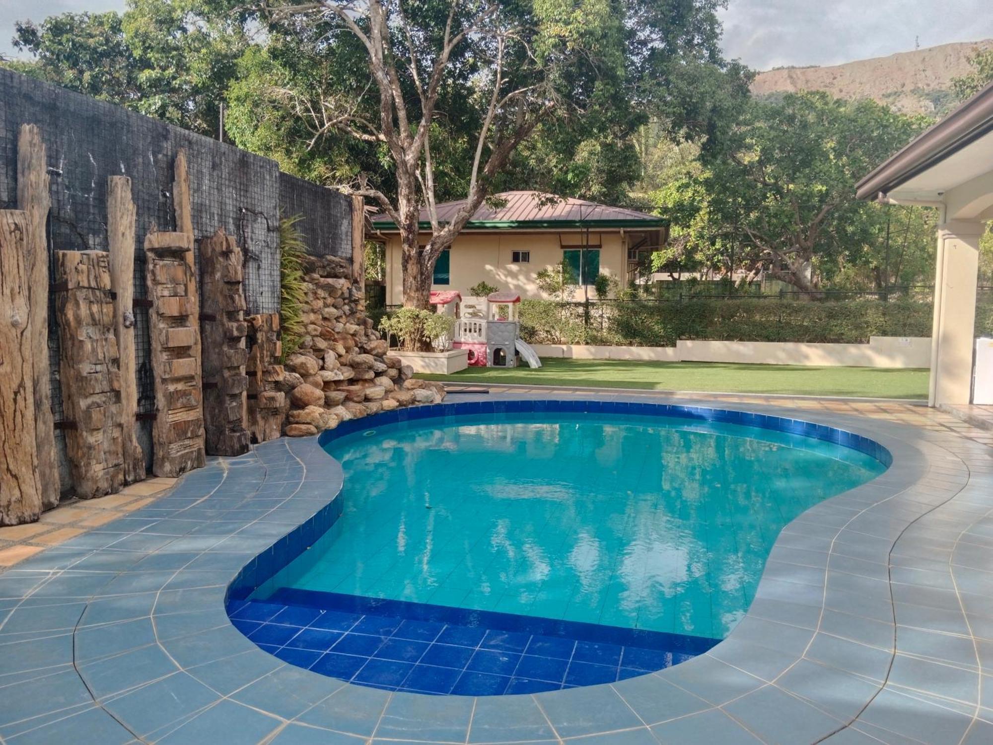 Villa Marilyn Resort And Hotel โกรอน ภายนอก รูปภาพ